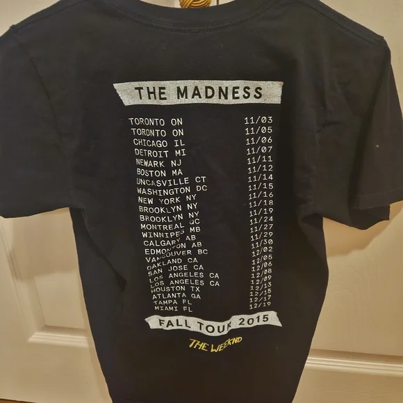 The Weekend XO 2015 Concert T-shirt - Picture 3 of 3